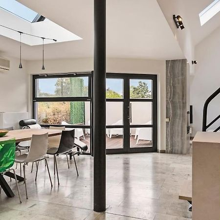 Schitterende Loft Met Jacuzzi En Sauna In Mechelen Exteriör bild